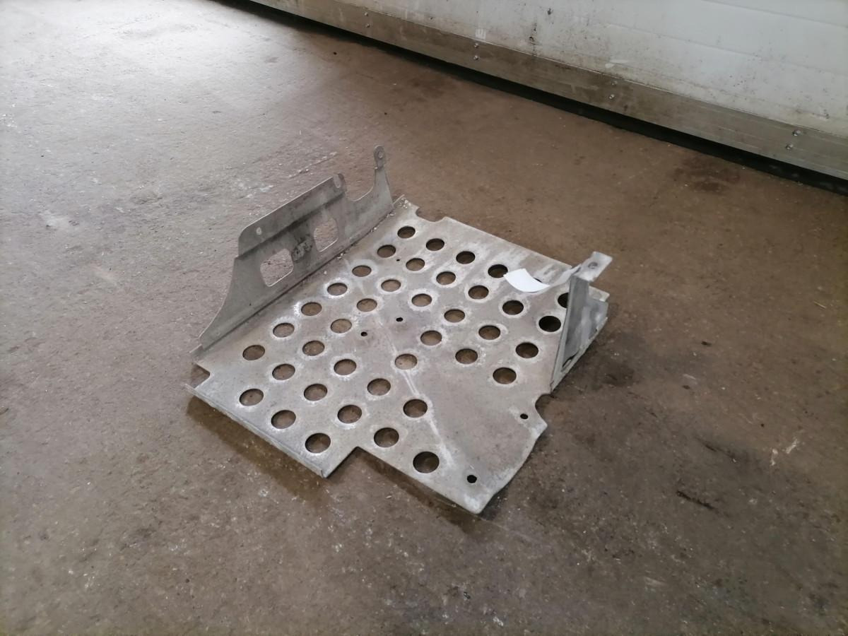 Scania Muffler cover 1783189 - Muffler for Truck: picture 3 Scania Muffler cover 1783189 - Muffler for Truck: picture 3