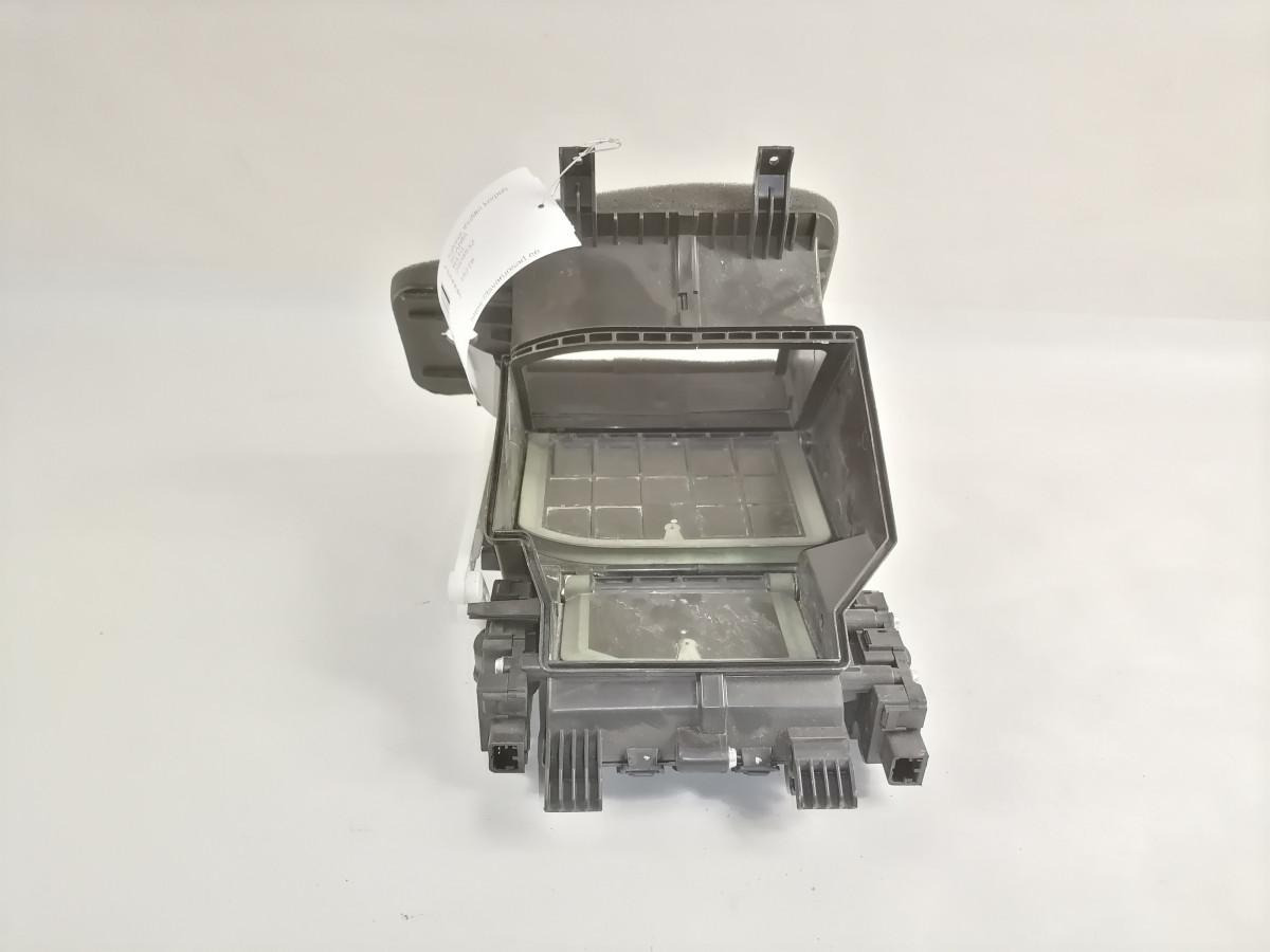 Scania Salongi õhufiltri korpus 2608532 - Universal part for Truck: picture 3 Scania Salongi õhufiltri korpus 2608532 - Universal part for Truck: picture 3