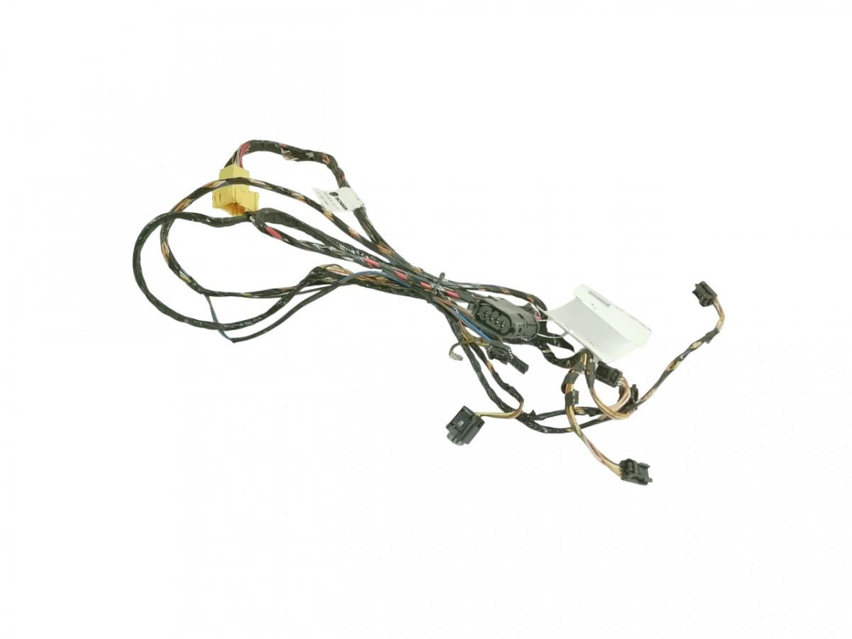 Scania Salongi soojenduse juhtmestik 2301619 - Universal part for Truck: picture 1 Scania Salongi soojenduse juhtmestik 2301619 - Universal part for Truck: picture 1