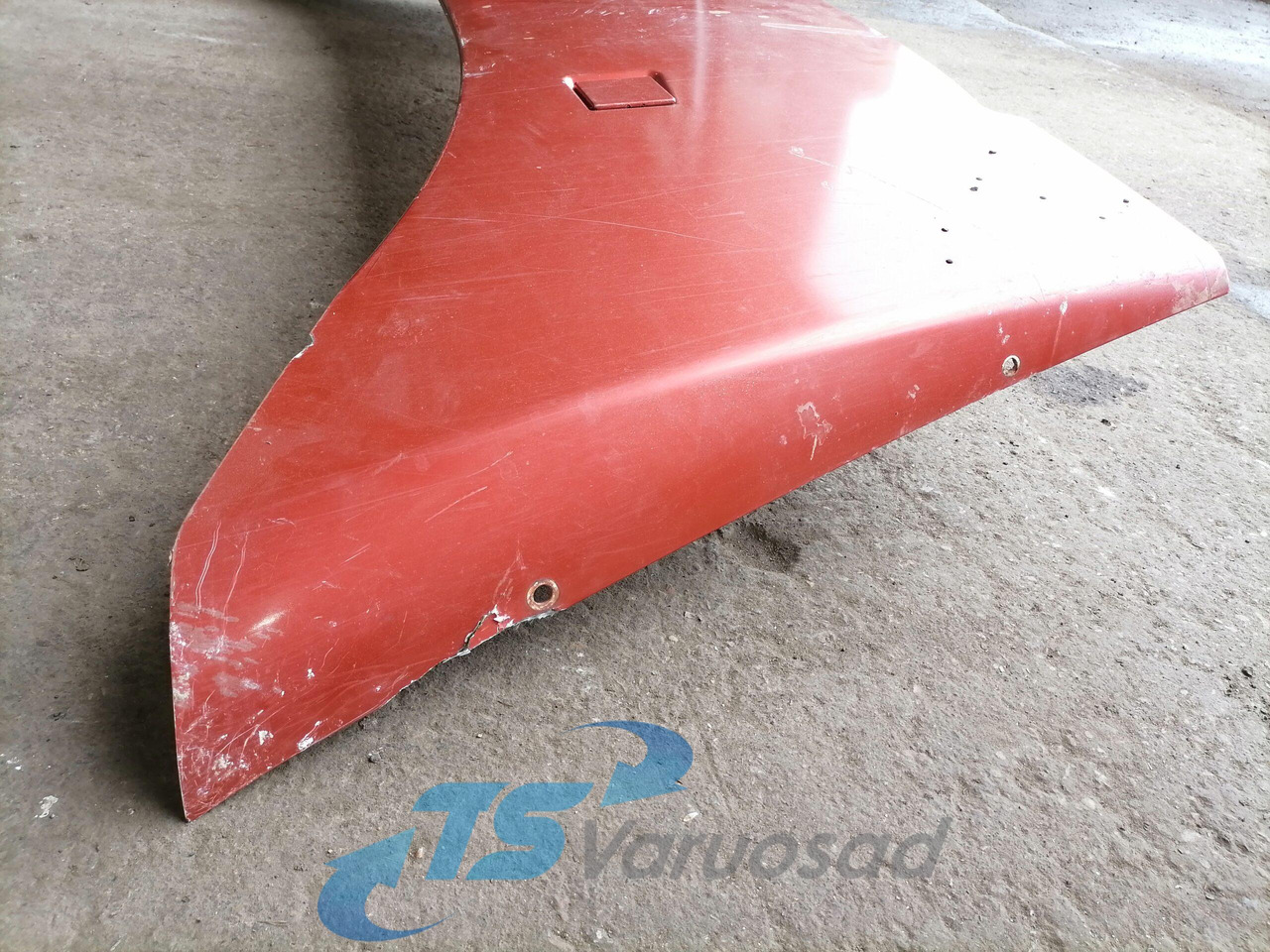 Scania Scania cab wind deflector, roof 1375743 - Aerodynamics/ Spoiler for Truck: picture 2 Scania Scania cab wind deflector, roof 1375743 - Aerodynamics/ Spoiler for Truck: picture 2