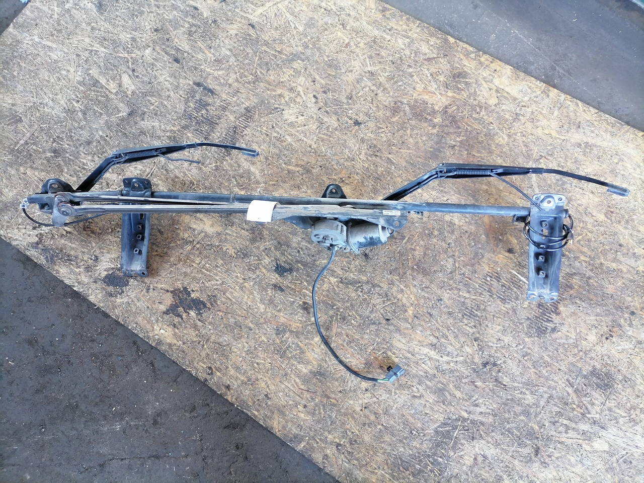 Wiper for Truck Scania Wiper frame 1765183: picture 8 Wiper for Truck Scania Wiper frame 1765183: picture 8