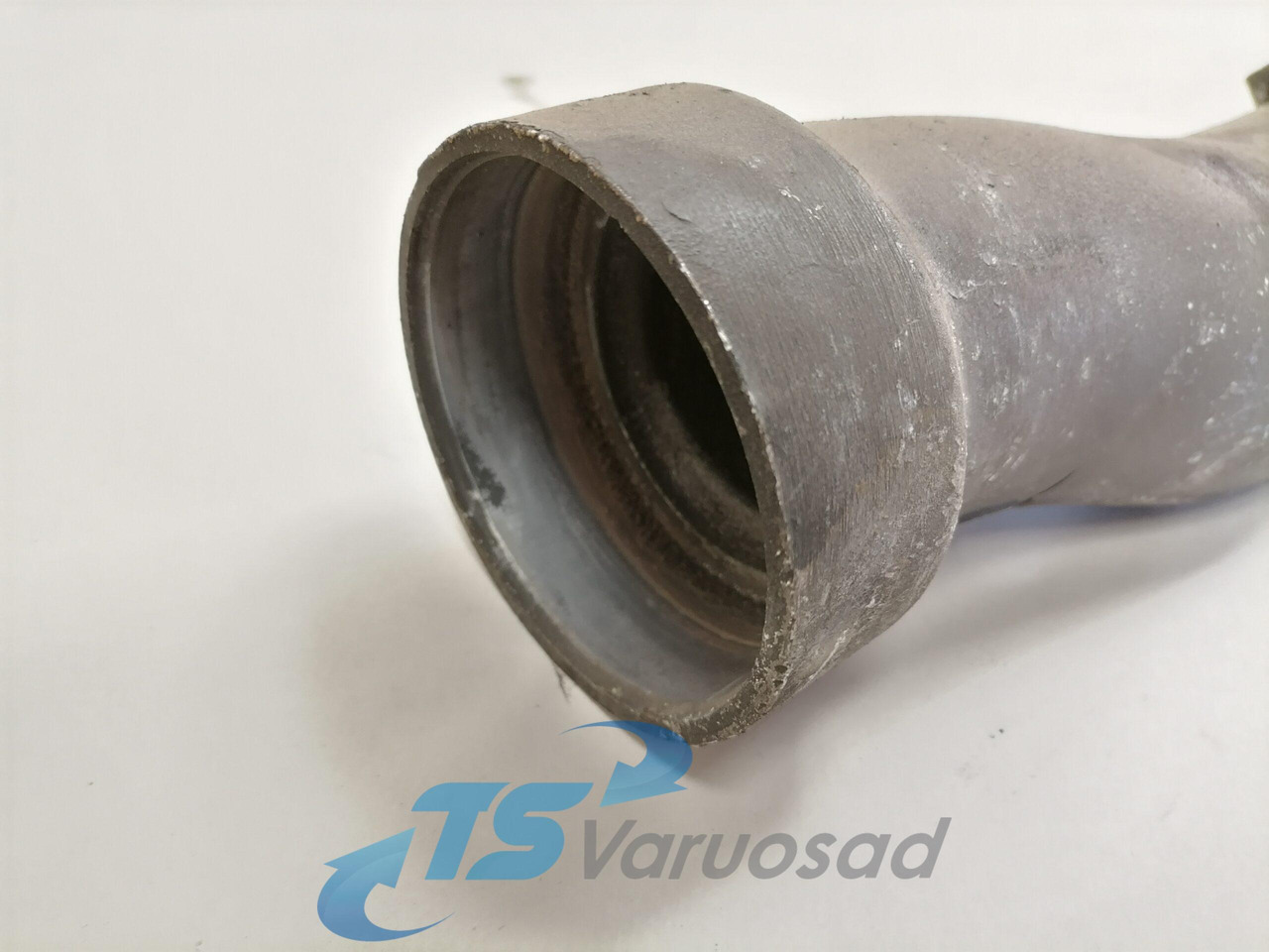 Scania intercooler pipe 1449531 - Intercooler for Truck: picture 4 Scania intercooler pipe 1449531 - Intercooler for Truck: picture 4