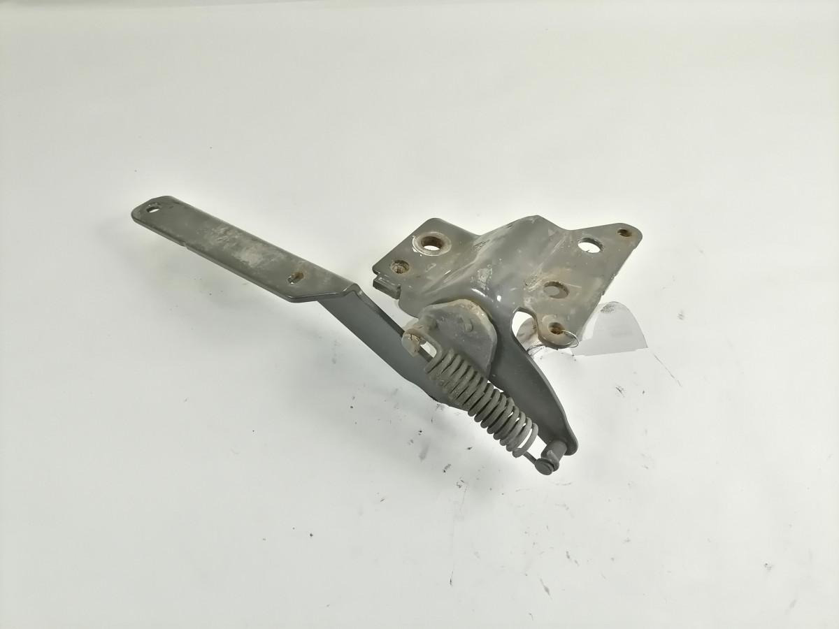 Scania lower grille carrier hinge 1785546 - Grill for Truck: picture 3 Scania lower grille carrier hinge 1785546 - Grill for Truck: picture 3