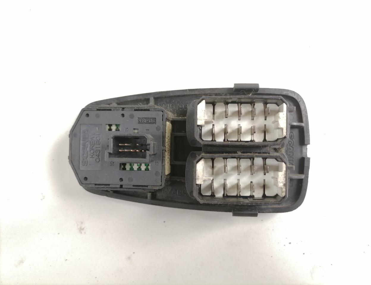 Scania switch 1863514 - Cab for Truck: picture 3 Scania switch 1863514 - Cab for Truck: picture 3