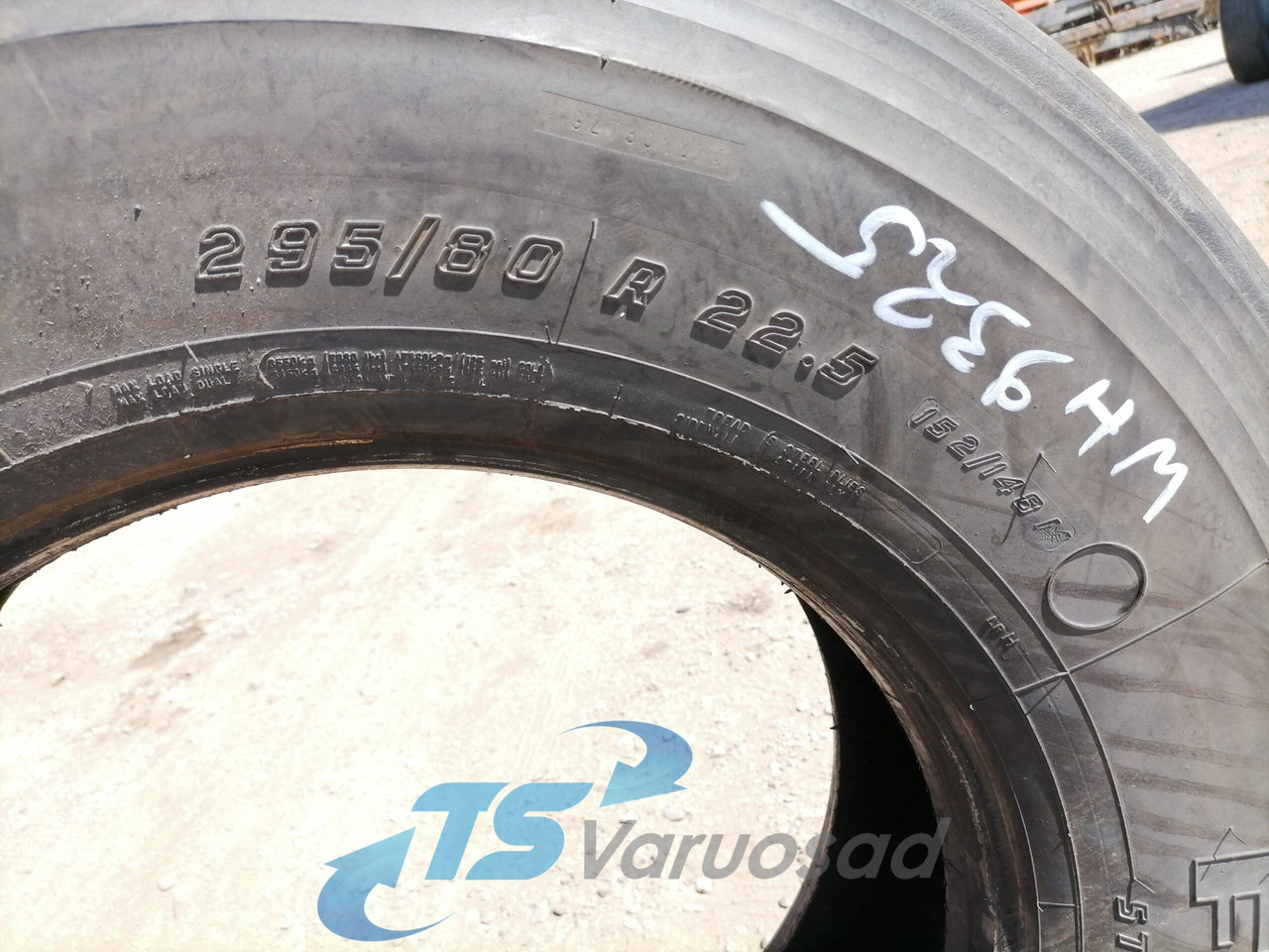 Universaalne Firestone FS400 295/80 R22,5 29580R225 - Wheels and tires for Truck: picture 2 Universaalne Firestone FS400 295/80 R22,5 29580R225 - Wheels and tires for Truck: picture 2