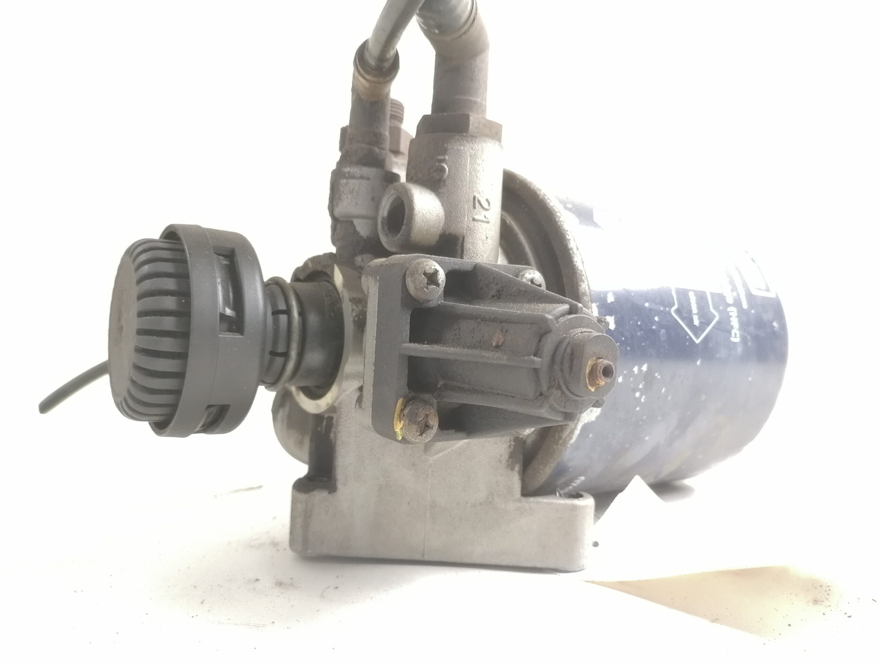 Volvo Air dryer 20393894 - Brake valve for Truck: picture 3 Volvo Air dryer 20393894 - Brake valve for Truck: picture 3