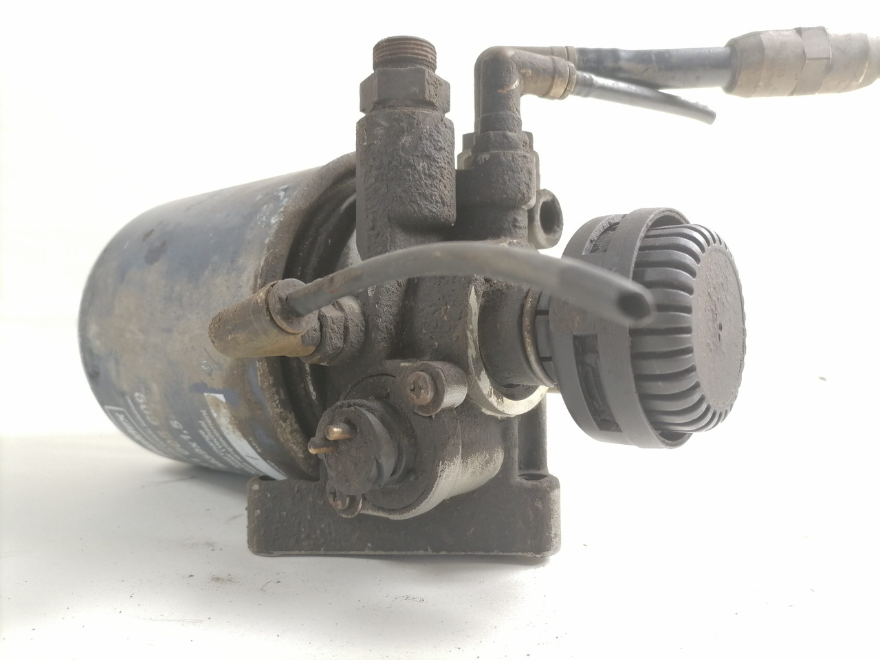 Volvo Air dryer 20393894 - Brake valve for Truck: picture 4 Volvo Air dryer 20393894 - Brake valve for Truck: picture 4