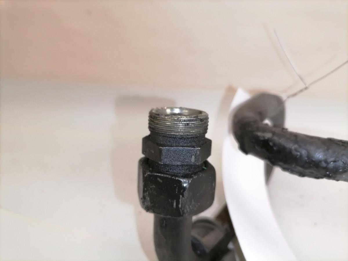 Volvo Compressor air pipe 22311001 - Air brake compressor for Truck: picture 4 Volvo Compressor air pipe 22311001 - Air brake compressor for Truck: picture 4