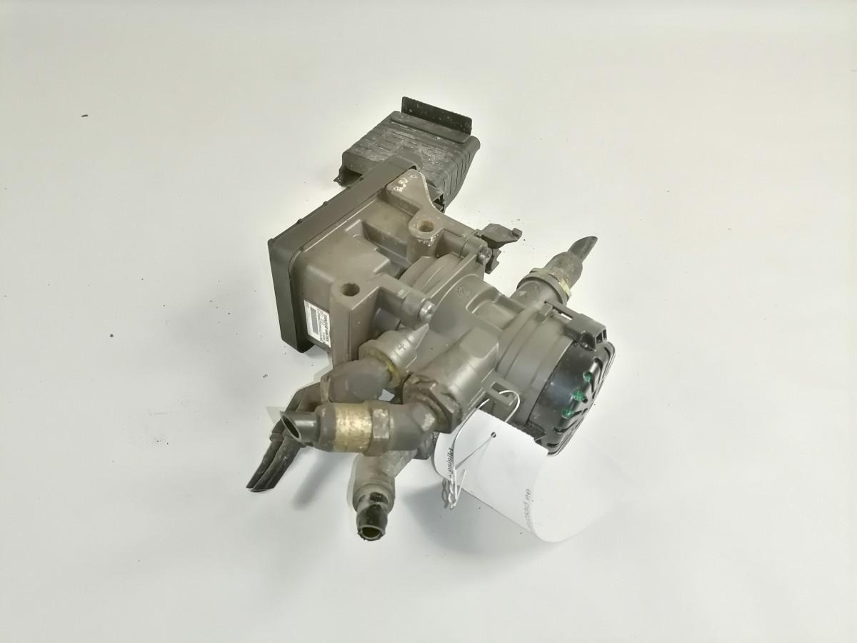 Volvo EBS brake valve K102311 - Brake valve for Truck: picture 2 Volvo EBS brake valve K102311 - Brake valve for Truck: picture 2