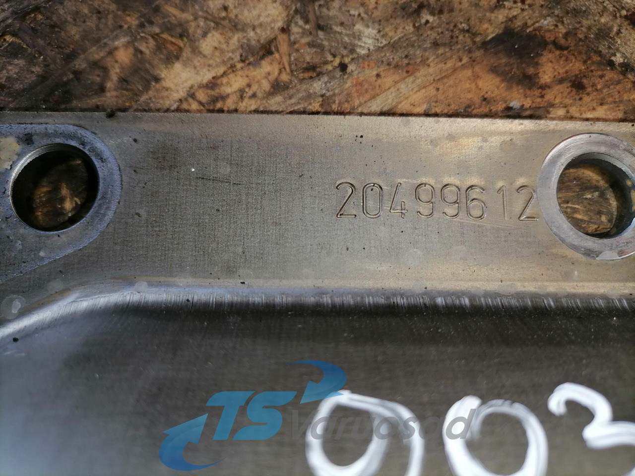 Volvo Ladder frame 20499612 - Oil pan for Truck: picture 4 Volvo Ladder frame 20499612 - Oil pan for Truck: picture 4