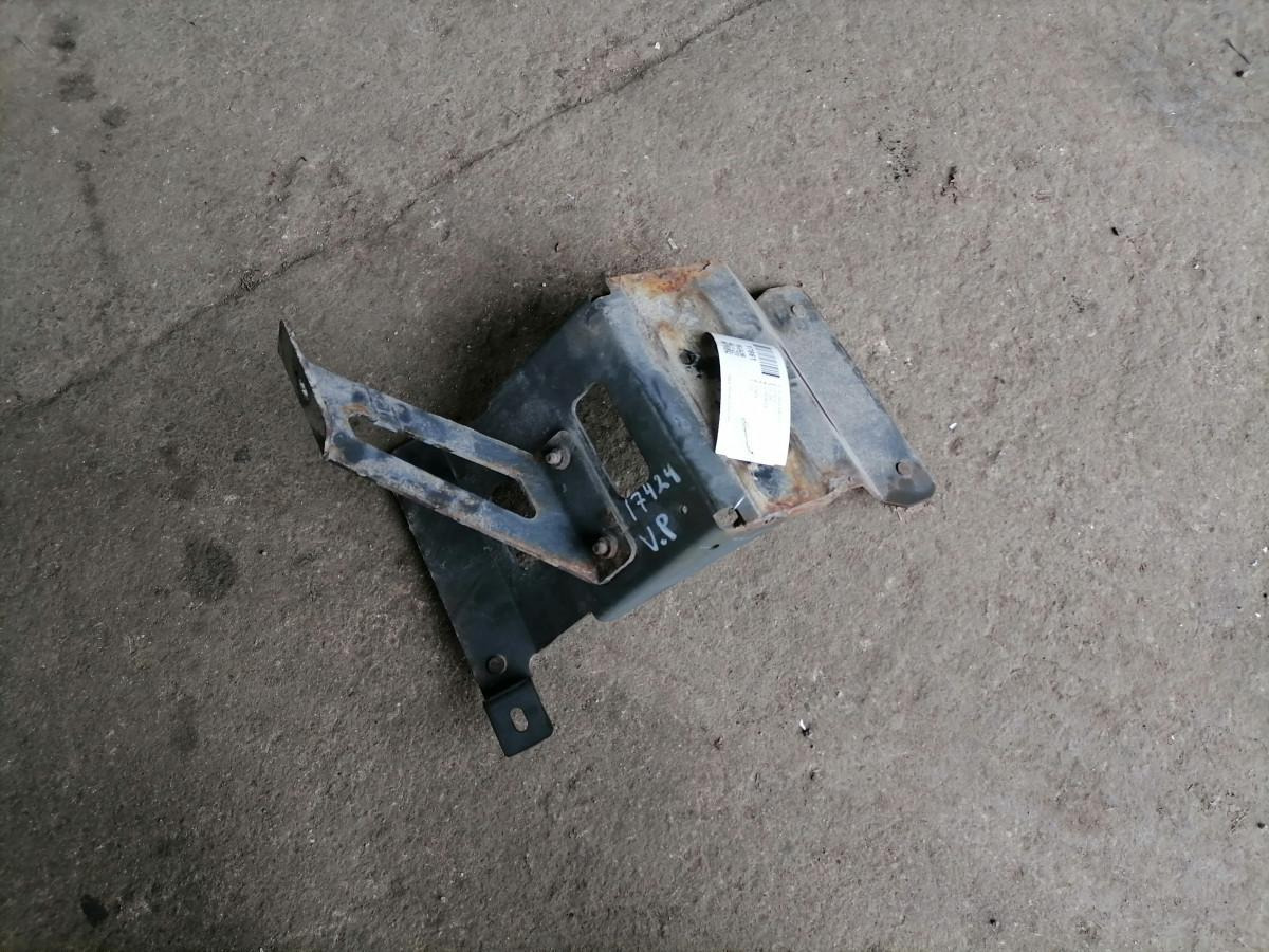 Volvo Mudguard bracket 21809024 - Universal part for Truck: picture 2 Volvo Mudguard bracket 21809024 - Universal part for Truck: picture 2