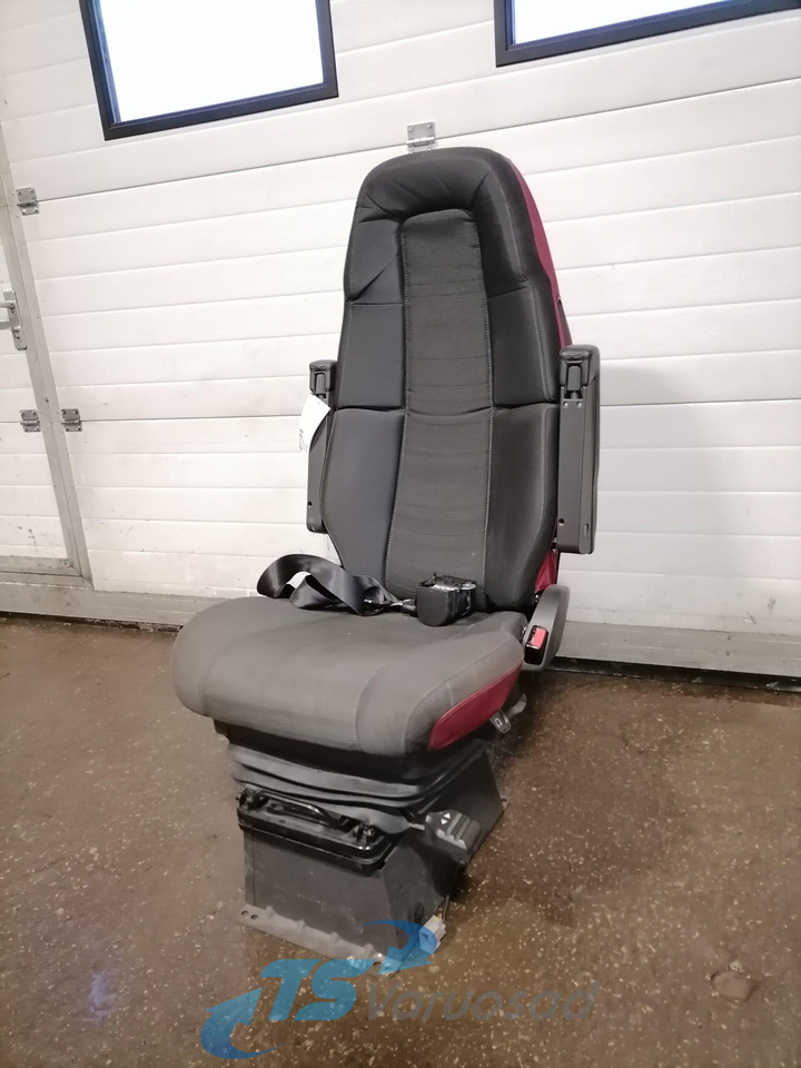 Volvo Passenger seat 21210197 - Seat for Truck: picture 1 Volvo Passenger seat 21210197 - Seat for Truck: picture 1