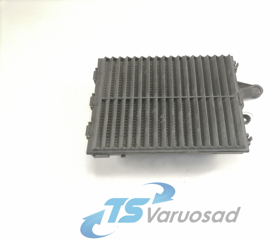 Volvo Salongi õhufiltri korpus 82209789 - Universal part for Truck: picture 1 Volvo Salongi õhufiltri korpus 82209789 - Universal part for Truck: picture 1