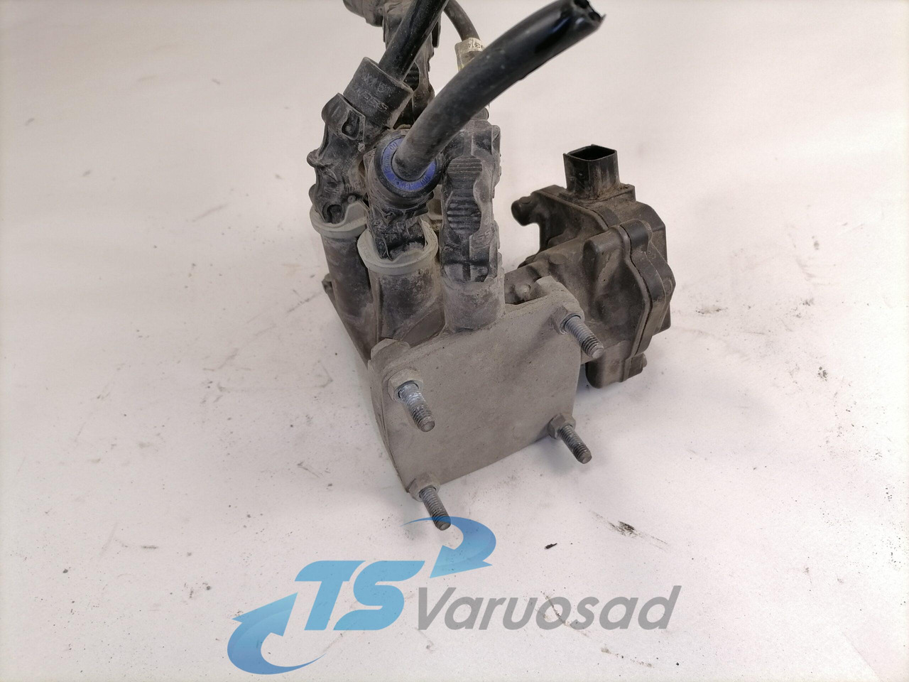 Volvo Trailer brake pressure control 21114977 - Brake valve for Truck: picture 4 Volvo Trailer brake pressure control 21114977 - Brake valve for Truck: picture 4
