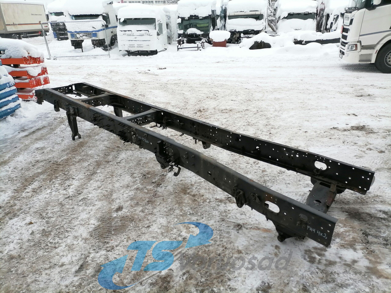 Volvo Volvo FH4 4x2 Raam 85137361 - Frame/ Chassis for Truck: picture 1 Volvo Volvo FH4 4x2 Raam 85137361 - Frame/ Chassis for Truck: picture 1