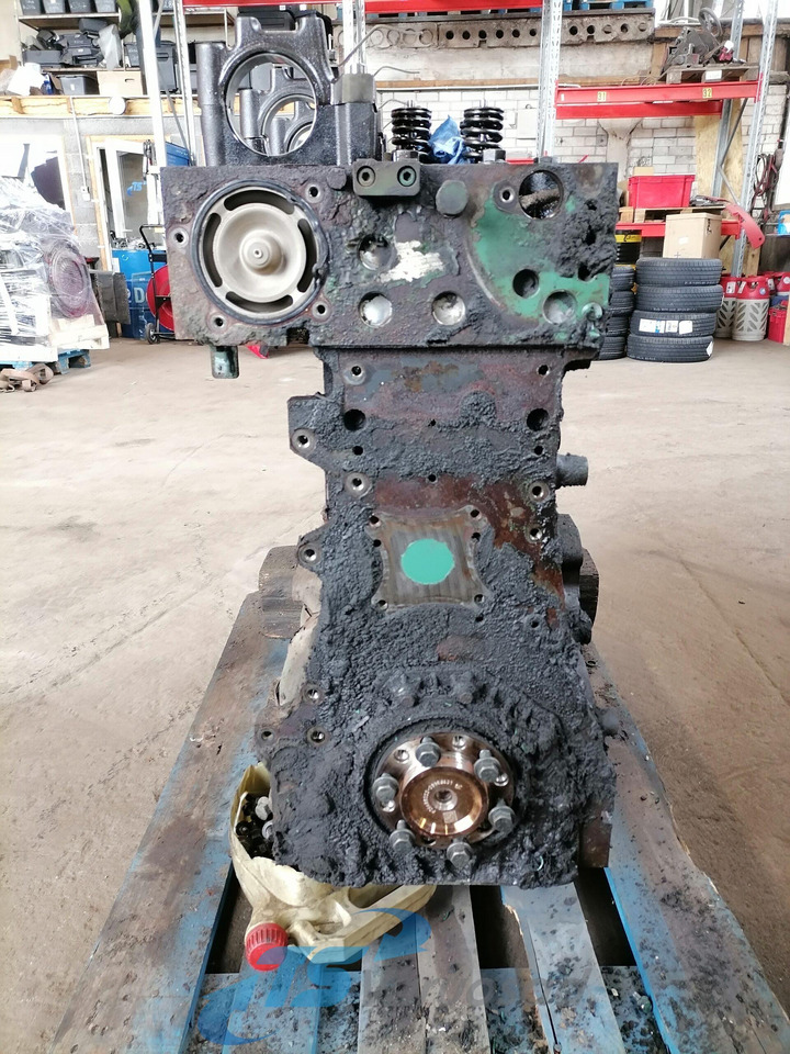 Volvo Volvo mootor D13A440 20961591 - Engine for Truck: picture 4 Volvo Volvo mootor D13A440 20961591 - Engine for Truck: picture 4