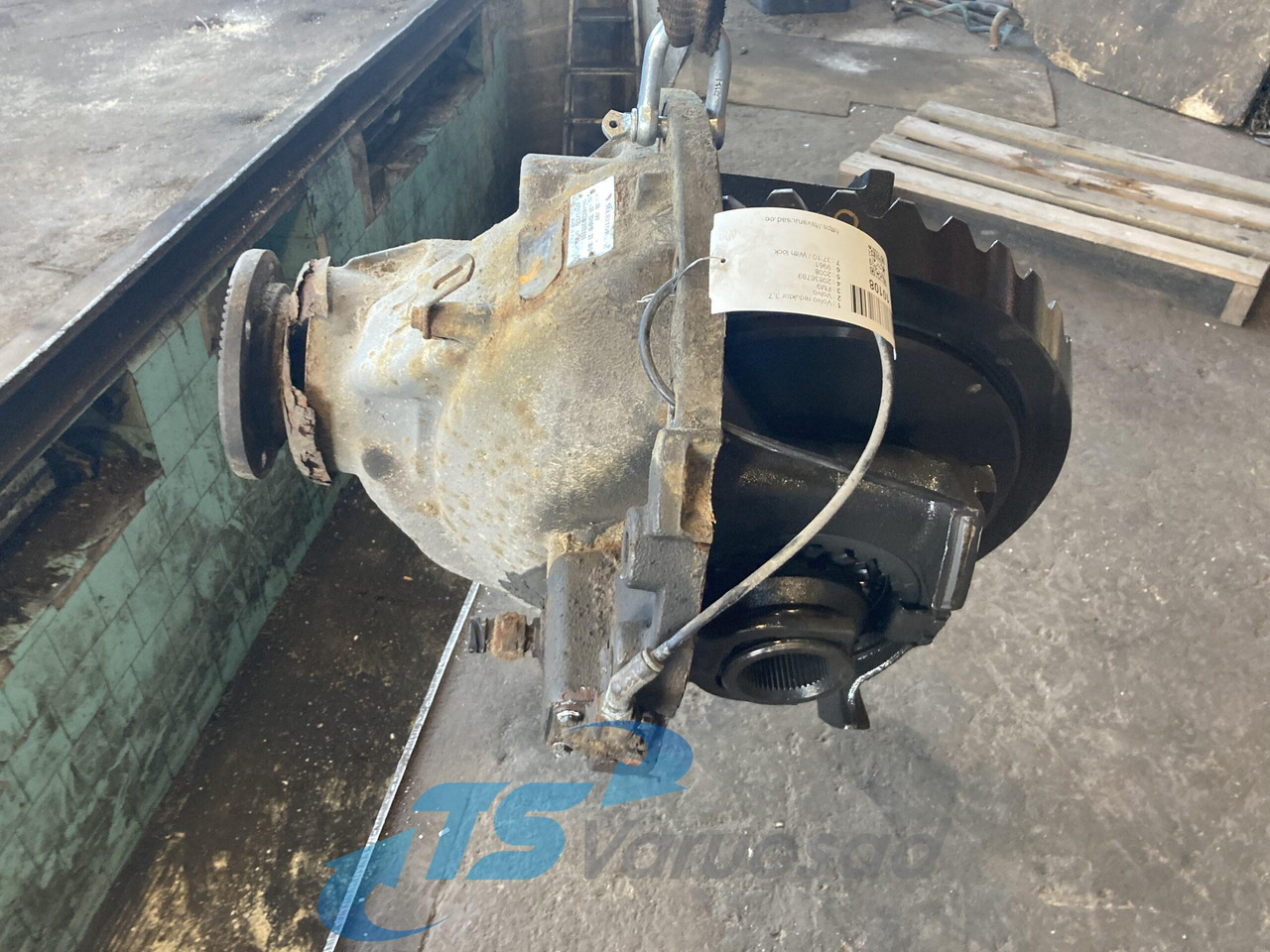 Volvo Volvo reduktor 3,7 20836789 - Final drive for Truck: picture 3 Volvo Volvo reduktor 3,7 20836789 - Final drive for Truck: picture 3