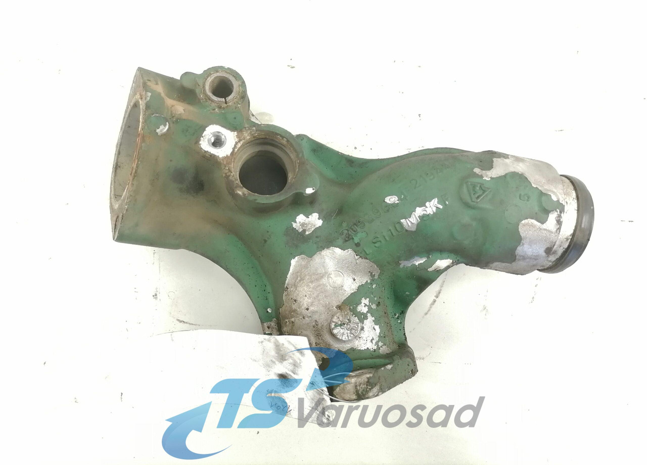 Volvo Water pump manifold / housing 20539684 - Coolant pump for Truck: picture 2 Volvo Water pump manifold / housing 20539684 - Coolant pump for Truck: picture 2