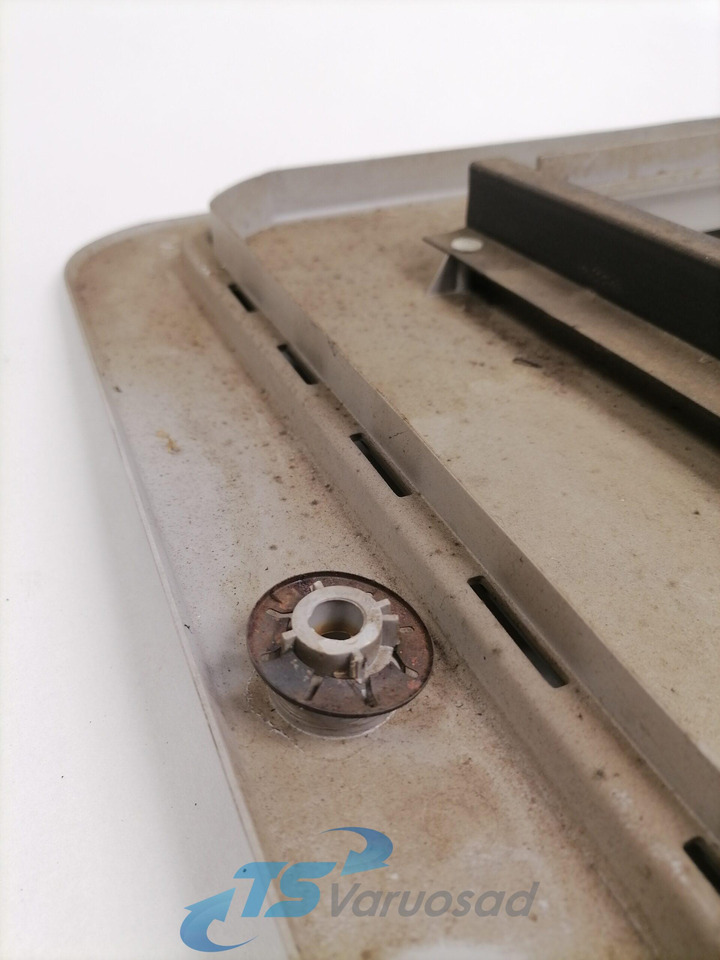 Volvo sunroof plastic cover 20379765 - Universal part for Truck: picture 3 Volvo sunroof plastic cover 20379765 - Universal part for Truck: picture 3