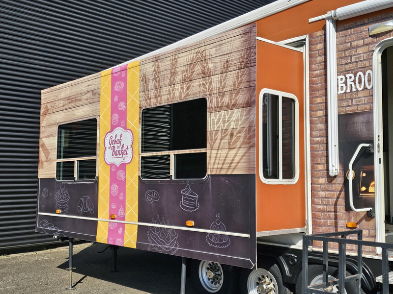 Camper Scania P 280 + trailer - 2 X SLIDE OUT / CAMPER / WOHNMOBIL: picture 6 Camper Scania P 280 + trailer - 2 X SLIDE OUT / CAMPER / WOHNMOBIL: picture 6