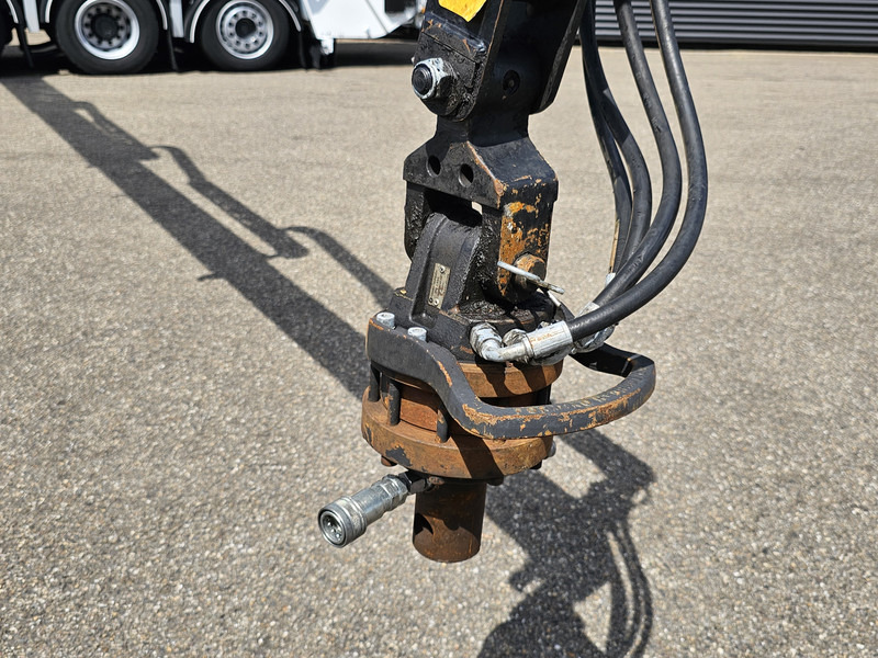 DAF CF 410 8X2/6 FAUN / BEKKER LAGRAM 16m3 / WAS INSTALLATIE - Garbage truck: picture 5 DAF CF 410 8X2/6 FAUN / BEKKER LAGRAM 16m3 / WAS INSTALLATIE - Garbage truck: picture 5