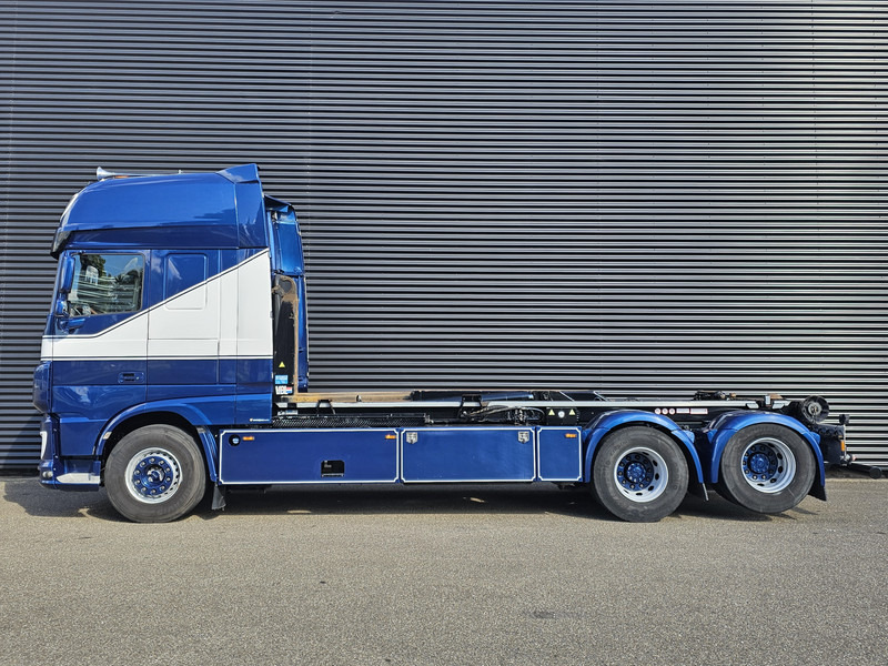 DAF XF 530 SSC 6x2 VDL HOOKLIFT 660 cm - Hook lift truck: picture 4 DAF XF 530 SSC 6x2 VDL HOOKLIFT 660 cm - Hook lift truck: picture 4