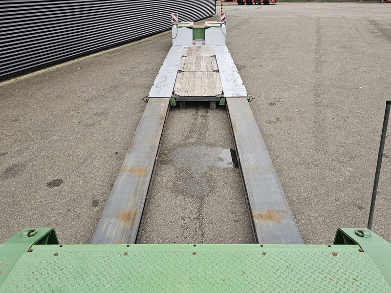 Faymonville MEGAMAX F-S42-2ACB / PENDEL AXLE / EXTENDABLE - Low loader semi-trailer: picture 5 Faymonville MEGAMAX F-S42-2ACB / PENDEL AXLE / EXTENDABLE - Low loader semi-trailer: picture 5