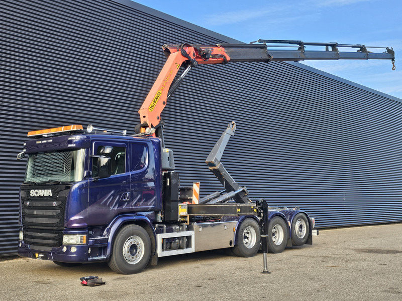 Scania G490 8x4*4 / PALFINGER CRANE + HOOKLIFT - Hook lift truck, Crane truck: picture 1 Scania G490 8x4*4 / PALFINGER CRANE + HOOKLIFT - Hook lift truck, Crane truck: picture 1