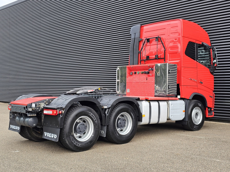Volvo FH 16 650 / 6x4 BOOGIE / HYDRAULIC / RETARDER / DYNAMIC STEER - Truck: picture 2 Volvo FH 16 650 / 6x4 BOOGIE / HYDRAULIC / RETARDER / DYNAMIC STEER - Truck: picture 2