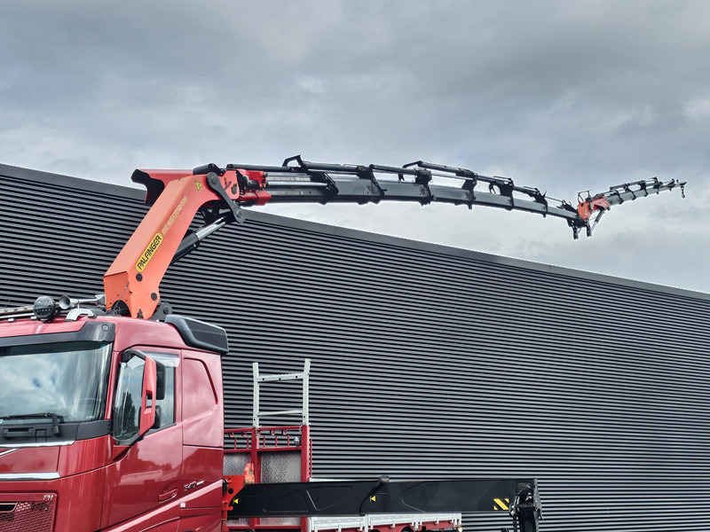 Volvo FH 540 8x2/6 / PALFINGER 65 t/m CRANE + JIB - Crane truck: picture 2 Volvo FH 540 8x2/6 / PALFINGER 65 t/m CRANE + JIB - Crane truck: picture 2