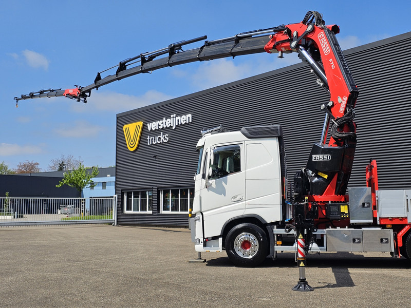 Crane truck Volvo FH 540 8x4-4 / FASSI 71 t/m CRANE + JIB WINCH / KRAN / GRUA: picture 7