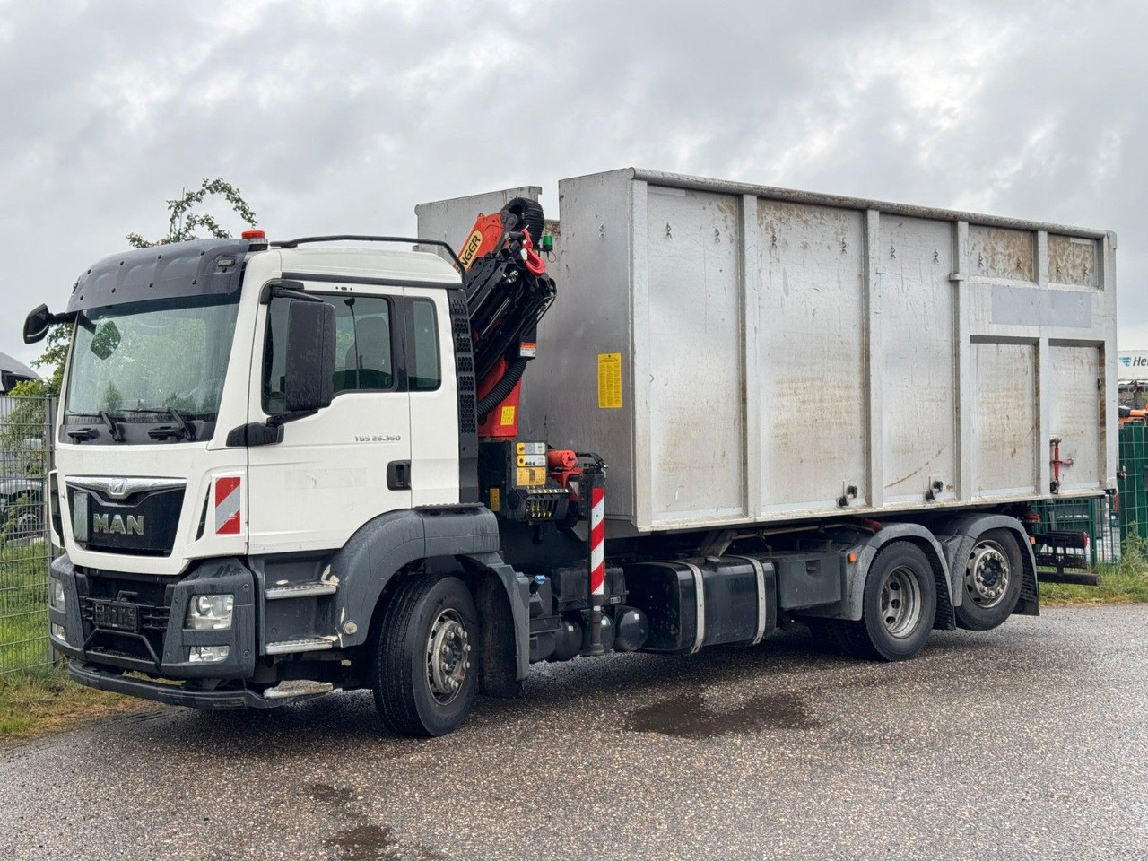 Crane truck MAN 26.360 TGS Pafinger PK12002 Glaskipper 2 Trennw.: picture 7