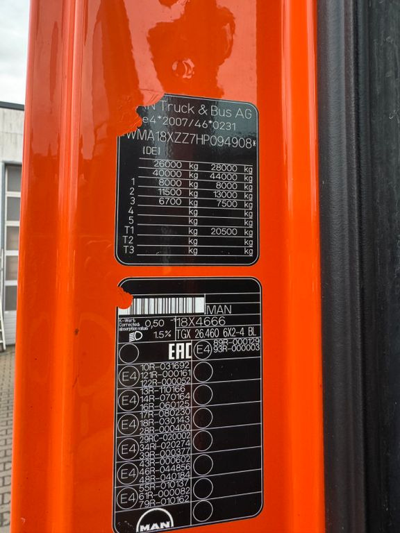 MAN 26.460 6X2 Retarder Klima Navigation guter Zust. MAN 26.460 6X2 Retarder Klima Navigation guter Zust. - Hook lift truck: picture 3 MAN 26.460 6X2 Retarder Klima Navigation guter Zust. MAN 26.460 6X2 Retarder Klima Navigation guter Zust. - Hook lift truck: picture 3