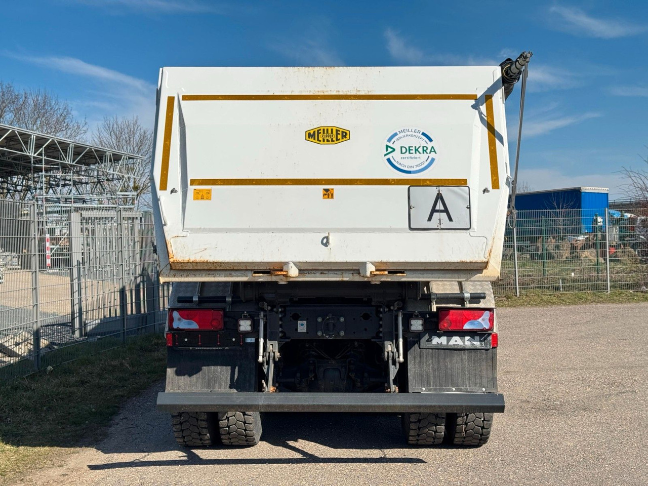 Lease a  MAN 35.510 TGS Meiller P430 Thermomulde Top Zustand! MAN 35.510 TGS Meiller P430 Thermomulde Top Zustand!: picture 8