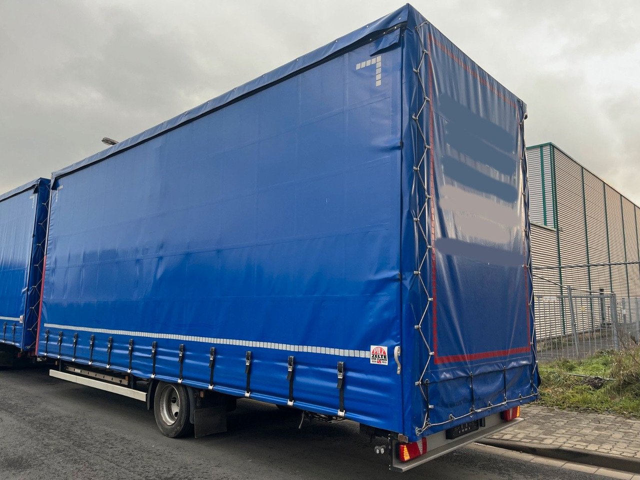 Curtainsider truck MAN 8.220 4X2 Pritschenwagen: picture 13
