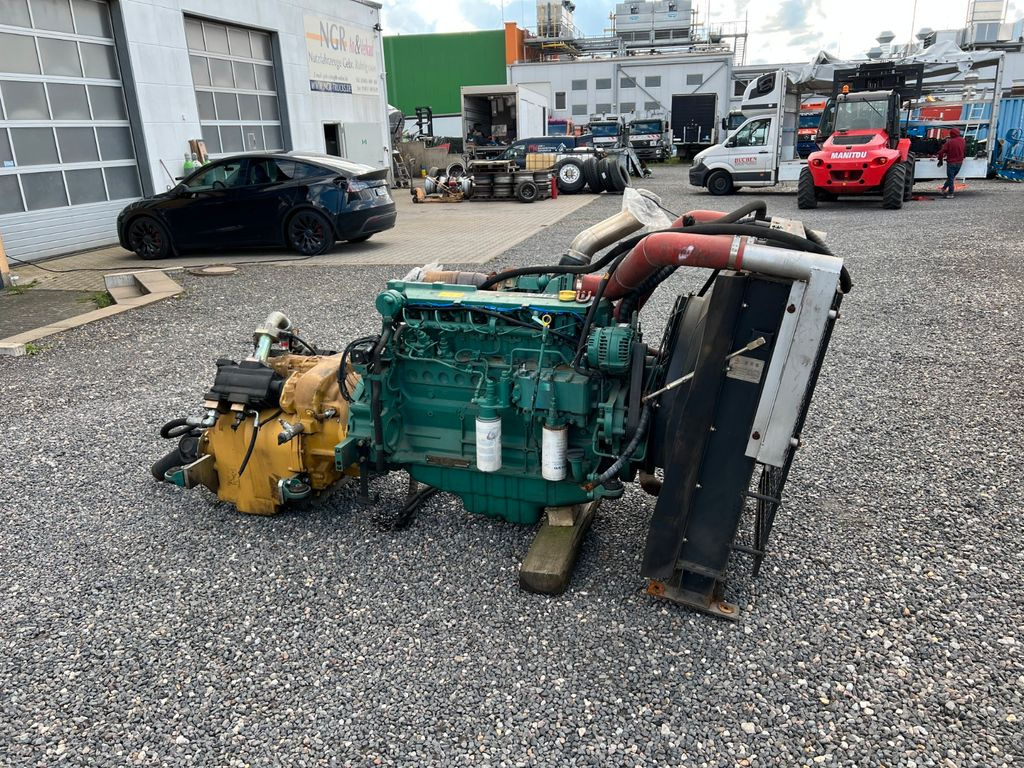 VOLVO PENTA & DANA SPICER Top Zustand VOLVO PENTA & DANA SPICER Top Zustand - Engine for Truck: picture 4 VOLVO PENTA & DANA SPICER Top Zustand VOLVO PENTA & DANA SPICER Top Zustand - Engine for Truck: picture 4