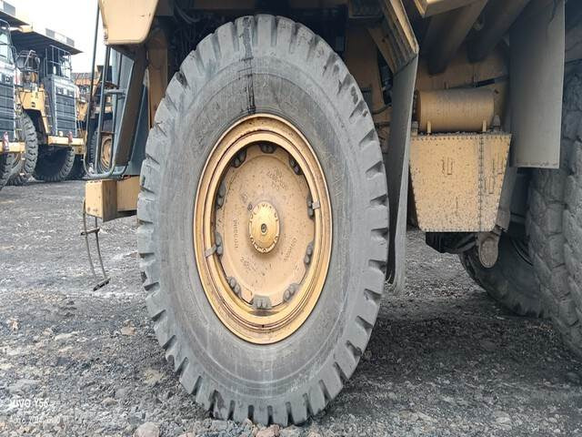 Rigid dumper/ Rock truck CAT 777E: picture 24