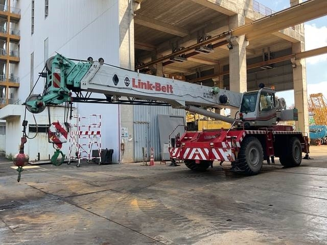 Link-Belt RTC8050-2 - Rough terrain crane: picture 1 Link-Belt RTC8050-2 - Rough terrain crane: picture 1