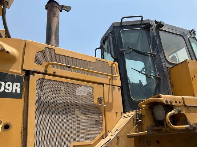 Bulldozer CAT D9R: picture 18