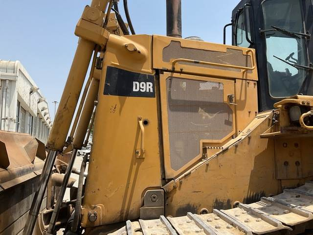 Bulldozer CAT D9R: picture 14