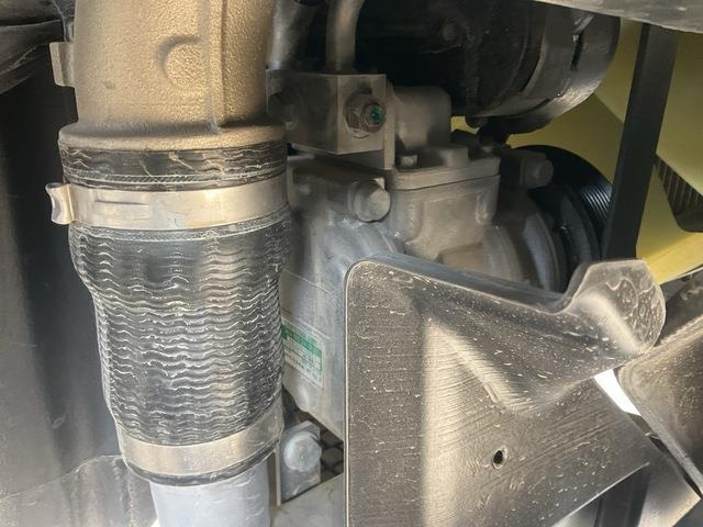 Cab chassis truck Mercedes-Benz Arocs 4240: picture 21