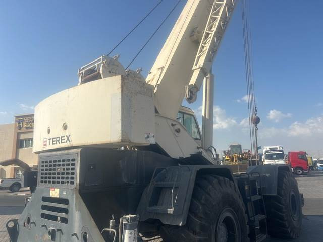 Rough terrain crane Terex RT555: picture 8
