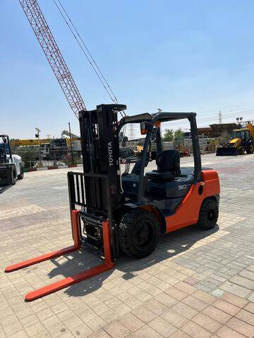Toyota 62-8FD30 - Diesel forklift: picture 2 Toyota 62-8FD30 - Diesel forklift: picture 2