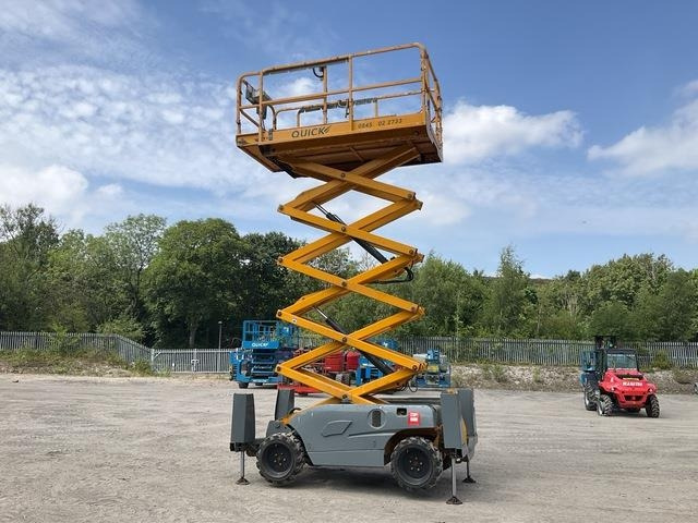 Scissor lift Haulotte Compact 12DX: picture 1