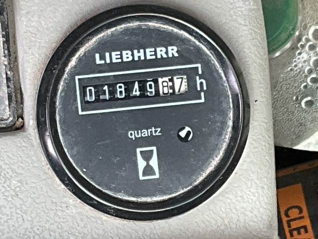 Demolition excavator Liebherr R954C HDV: picture 13