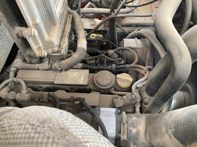 Rough terrain forklift Manitou M30-4: picture 17