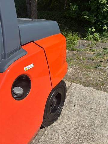 Diesel forklift Toyota 8FD45F: picture 19
