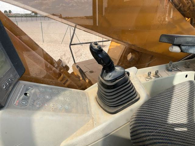 Lease a  Liebherr R944V Liebherr R944V: picture 19