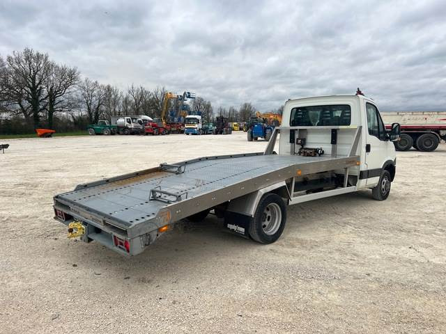 Iveco Daily 35C15 - Tow truck: picture 3 Iveco Daily 35C15 - Tow truck: picture 3