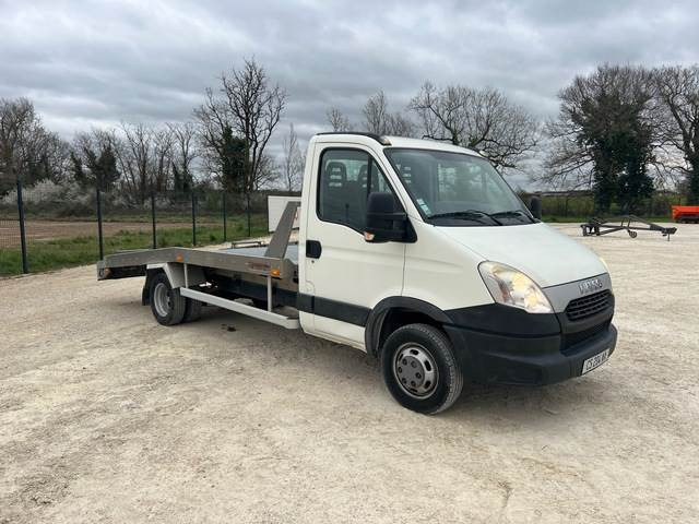 Iveco Daily 35C15 - Tow truck: picture 4 Iveco Daily 35C15 - Tow truck: picture 4